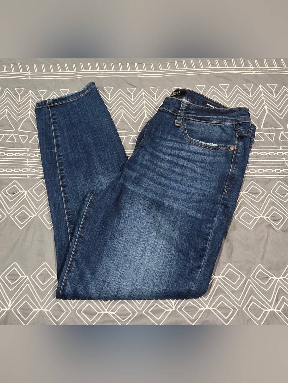 Judy Blue Midrise Relaxed Fit Jeans Size 32